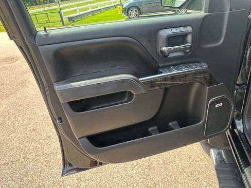 Used 2015 GMC Sierra 2500 Denali w/ Snow Plow Prep Package AWD/4WD image 9