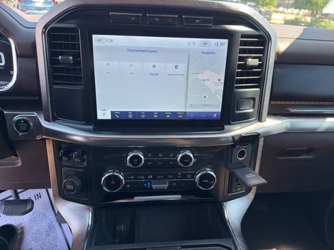 Used 2022 Ford F150 King Ranch RWD image 29