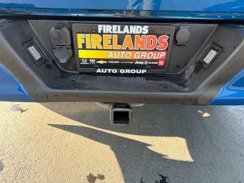 Used 2018 Ford F150 XLT w/ Equipment Group 302A Luxury AWD/4WD image 10
