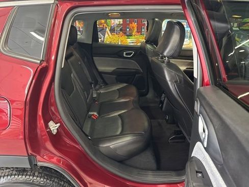 Used 2022 Jeep Compass Latitude w/ Sun and Sound Group image 50