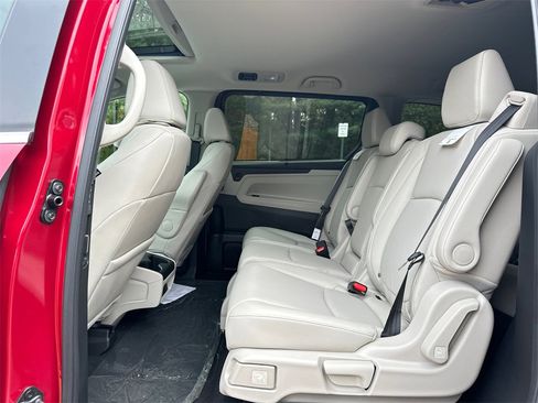 New 2026 Honda Odyssey EX-L image 17
