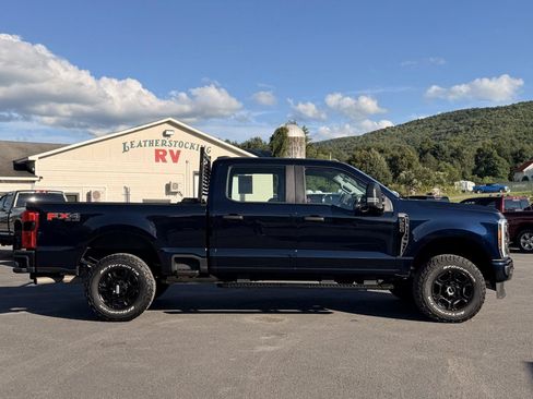 Used 2025 Ford F250 XL w/ STX Appearance Package AWD/4WD image 4