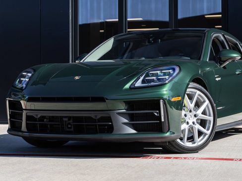 Certified 2025 Porsche Panamera 4 E-Hybrid AWD/4WD image 7