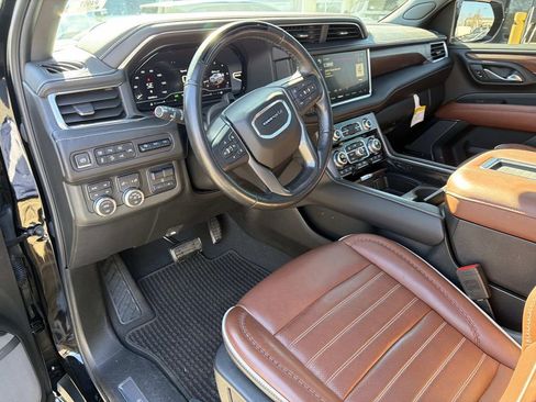 Used 2023 GMC Yukon XL Denali Ultimate image 27