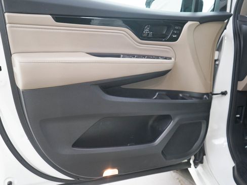 Used 2020 Honda Odyssey Elite image 23