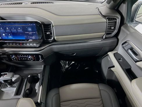 Used 2026 Chevrolet Silverado 1500 ZR2 image 24