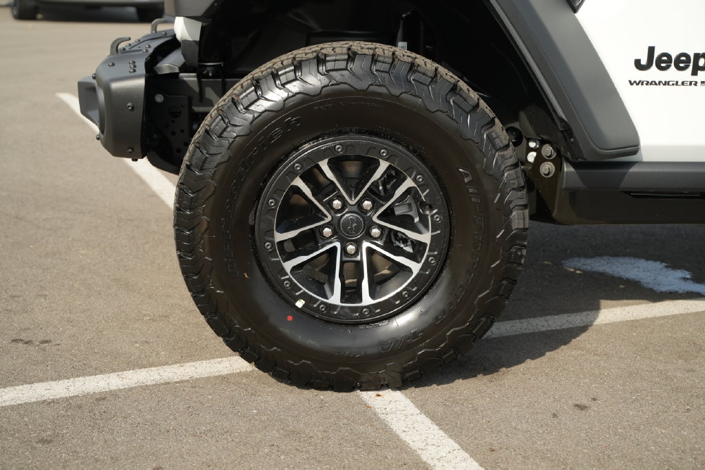 New 2027 Jeep Wrangler Unlimited Rubicon 392 AWD/4WD image 9