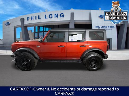 Certified 2022 Ford Bronco Wildtrak AWD/4WD image 2