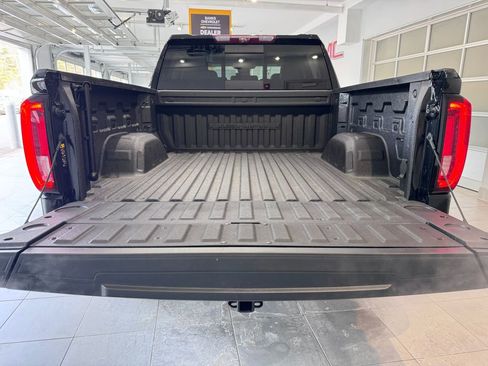 Certified 2022 GMC Sierra 1500 Denali w/ Denali Reserve Package AWD/4WD image 7