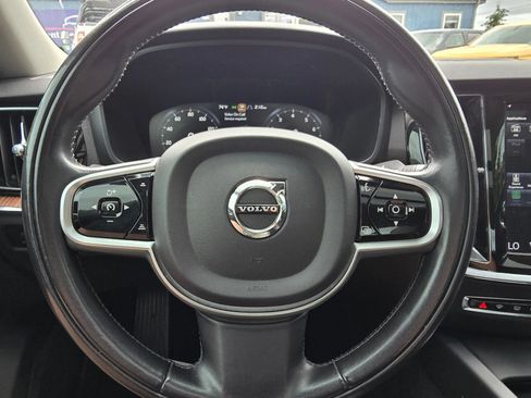 Used 2019 Volvo S60 T5 Momentum w/ Multimedia Package FWD image 26