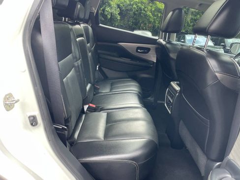 Used 2017 Nissan Murano Platinum w/ Platinum Technology Package FWD image 20