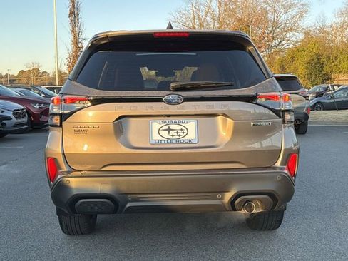 Used 2025 Subaru Forester Touring w/ Popular Package - Touring image 7