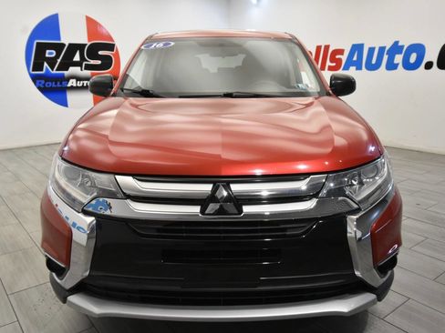 Used 2016 Mitsubishi Outlander ES image 8