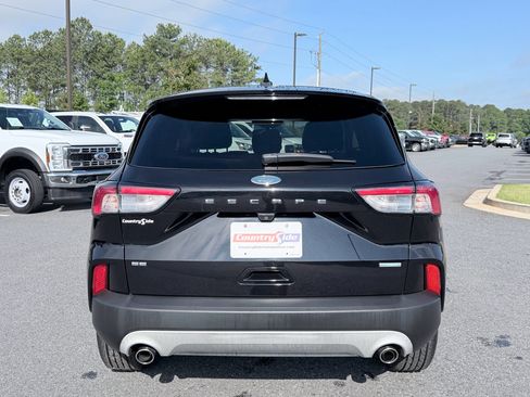 Used 2020 Ford Escape SE FWD image 8