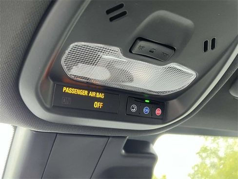 Used 2025 Buick Envista Preferred w/ Convenience I Package image 31