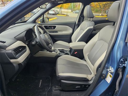 Used 2025 Subaru Forester Limited image 21