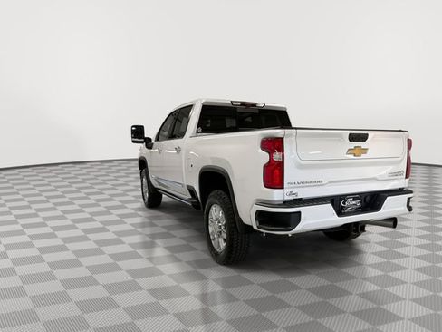 Used 2024 Chevrolet Silverado 2500 High Country w/ Technology Package AWD/4WD image 8