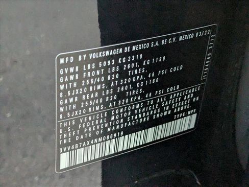 Used 2022 Volkswagen Tiguan SEL R-Line image 26