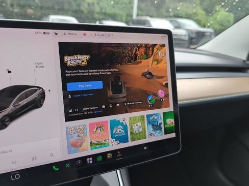 Used 2018 Tesla Model 3 Long Range AWD/4WD image 16