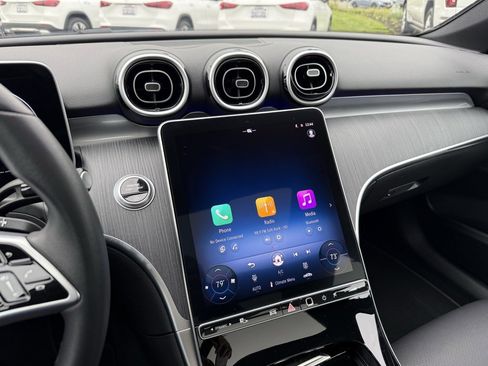 Certified 2025 Mercedes-Benz C 300 Sedan image 21