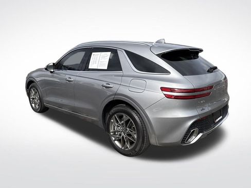 Used 2025 Genesis GV70 2.5T image 3