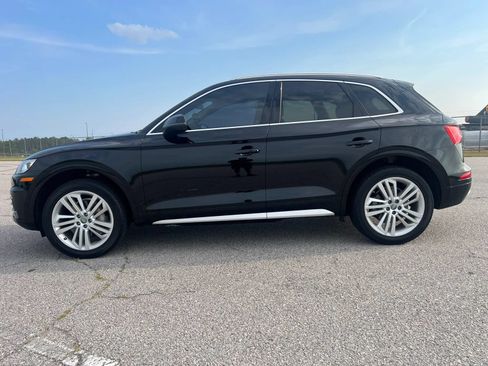 Used 2018 Audi Q5 2.0T Premium Plus w/ Premium Plus Package AWD/4WD image 4