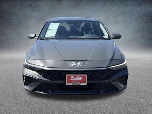 Used 2024 Hyundai Elantra SEL FWD image 9