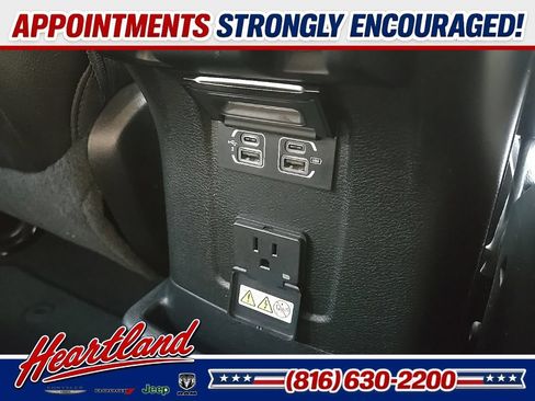 Used 2018 Jeep Wrangler Unlimited Sahara AWD/4WD image 81