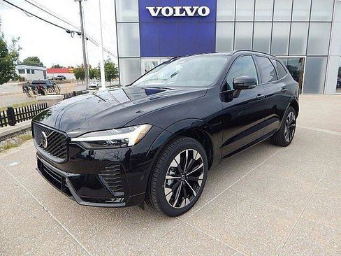 New 2026 Volvo XC60 B5 Plus w/ Protection Package Premier AWD/4WD image 3