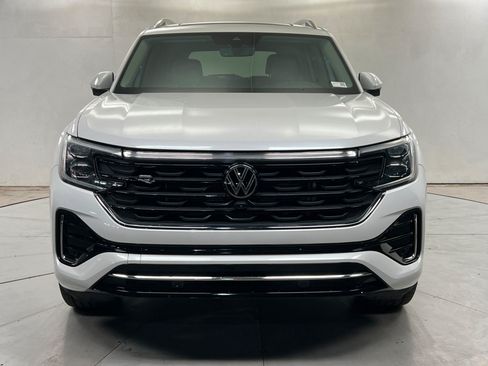 Used 2024 Volkswagen Atlas SEL Premium R-Line AWD/4WD image 9