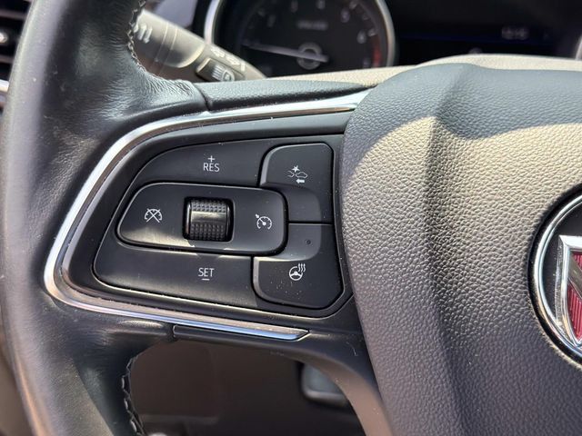 Used 2023 Buick Encore GX Essence w/ Experience Buick Package FWD image 29