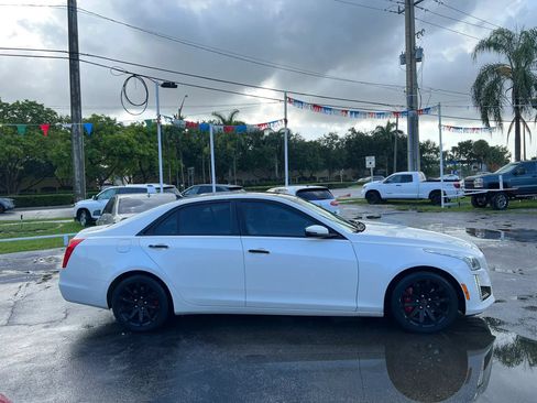 Used 2014 Cadillac CTS Luxury RWD image 3