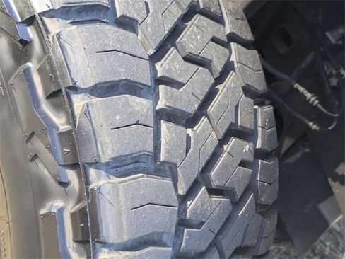 Used 2021 Chevrolet Silverado 1500 Custom image 8