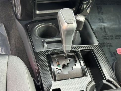 Used 2019 Toyota 4Runner TRD Off-Road Premium image 21