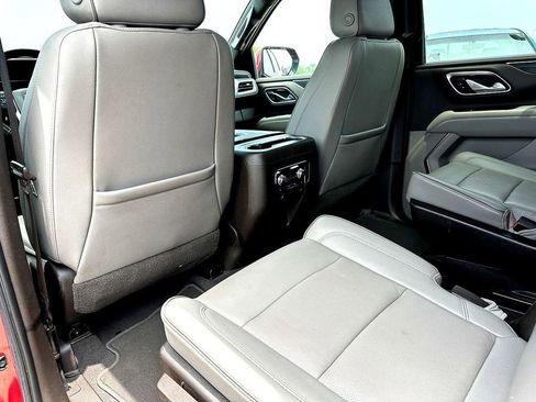 Used 2021 GMC Yukon SLT w/ SLT Premium Package RWD image 22