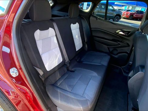 Certified 2025 Chevrolet Trax RS w/ Driver Confidence Package image 20