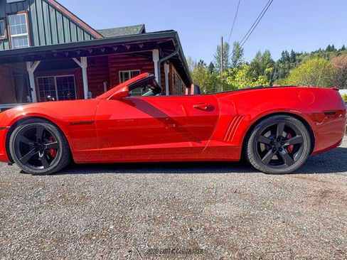 Used 2012 Chevrolet Camaro SS w/ RS Package RWD image 3