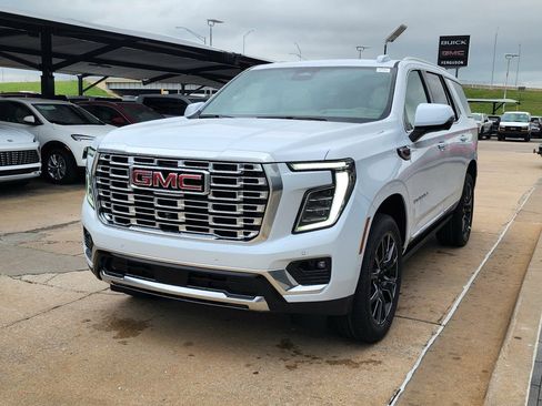 New 2026 GMC Yukon Denali AWD/4WD image 7