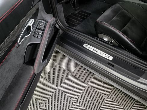 Certified 2018 Porsche 911 Carrera GTS RWD image 8
