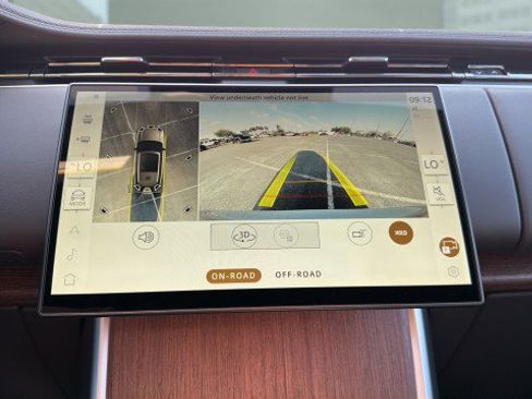 New 2026 Land Rover Range Rover Long Wheelbase SE image 26