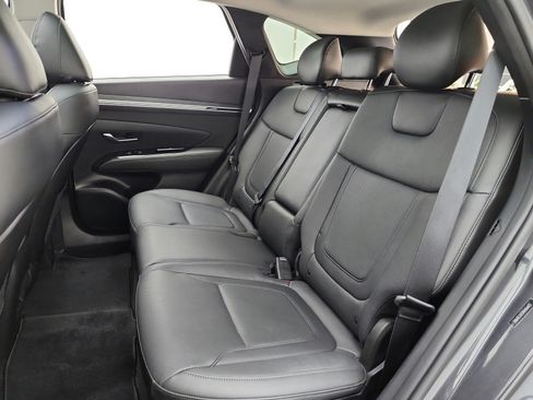 Used 2022 Hyundai Tucson Limited FWD image 15