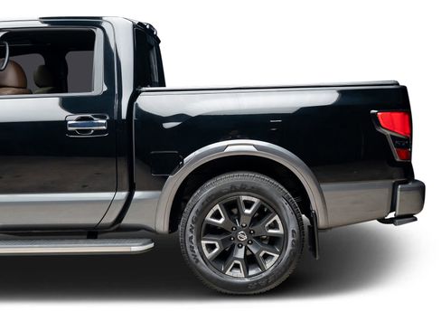 Used 2021 Nissan Titan Platinum Reserve w/ Moonroof Package image 28