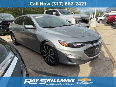 Used 2025 Chevrolet Malibu RS