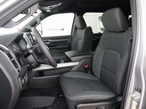 Used 2025 RAM 1500 Big Horn image 29