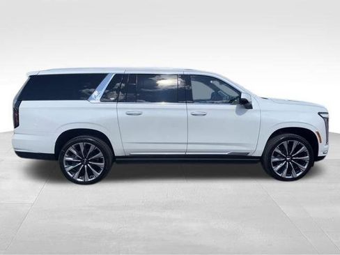 New 2025 Cadillac Escalade ESV Premium Luxury Platinum image 6