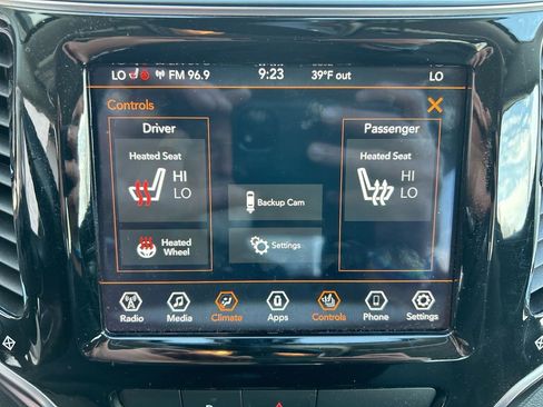Used 2020 Jeep Cherokee Limited AWD/4WD image 19
