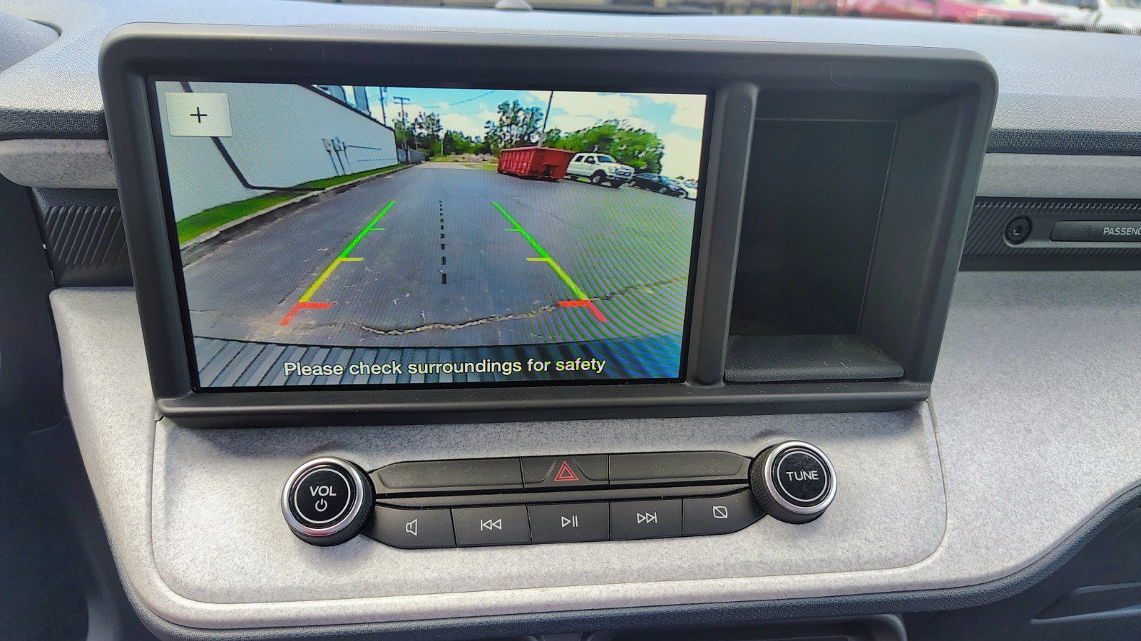 Used 2022 Ford Maverick XLT FWD image 23