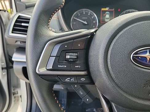 Used 2023 Subaru Crosstrek 2.5i Limited w/ Moonroof Package image 18