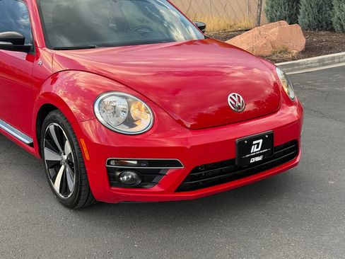 Used 2013 Volkswagen Beetle 2.0T FWD image 3