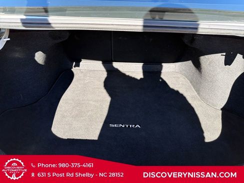 Certified 2020 Nissan Sentra SR w/ Lighting Package image 34